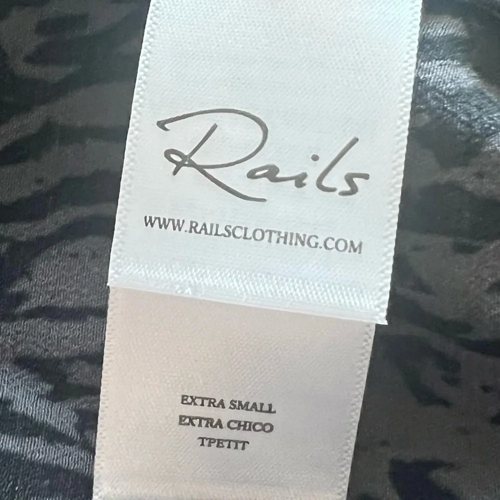 NWOT Rails Beatrice Voile Midi Dress Charcoal Abstract Animal Print Casual XS - Picture 10 of 11